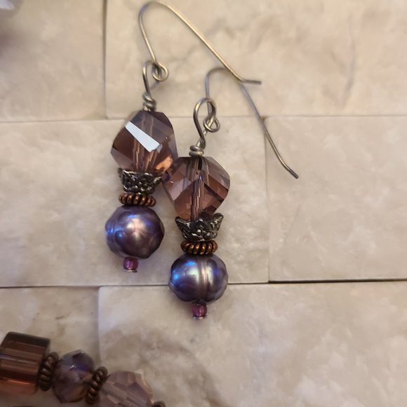 Lepidolite & Fresh Water Pearls - Picture 4 of 13